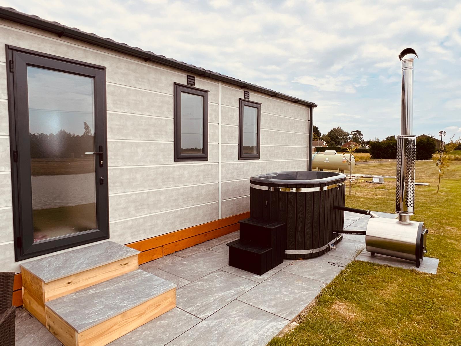 erins lakes and lodges gallery image